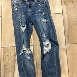 judy blue jeans, super stretchy, & distressed